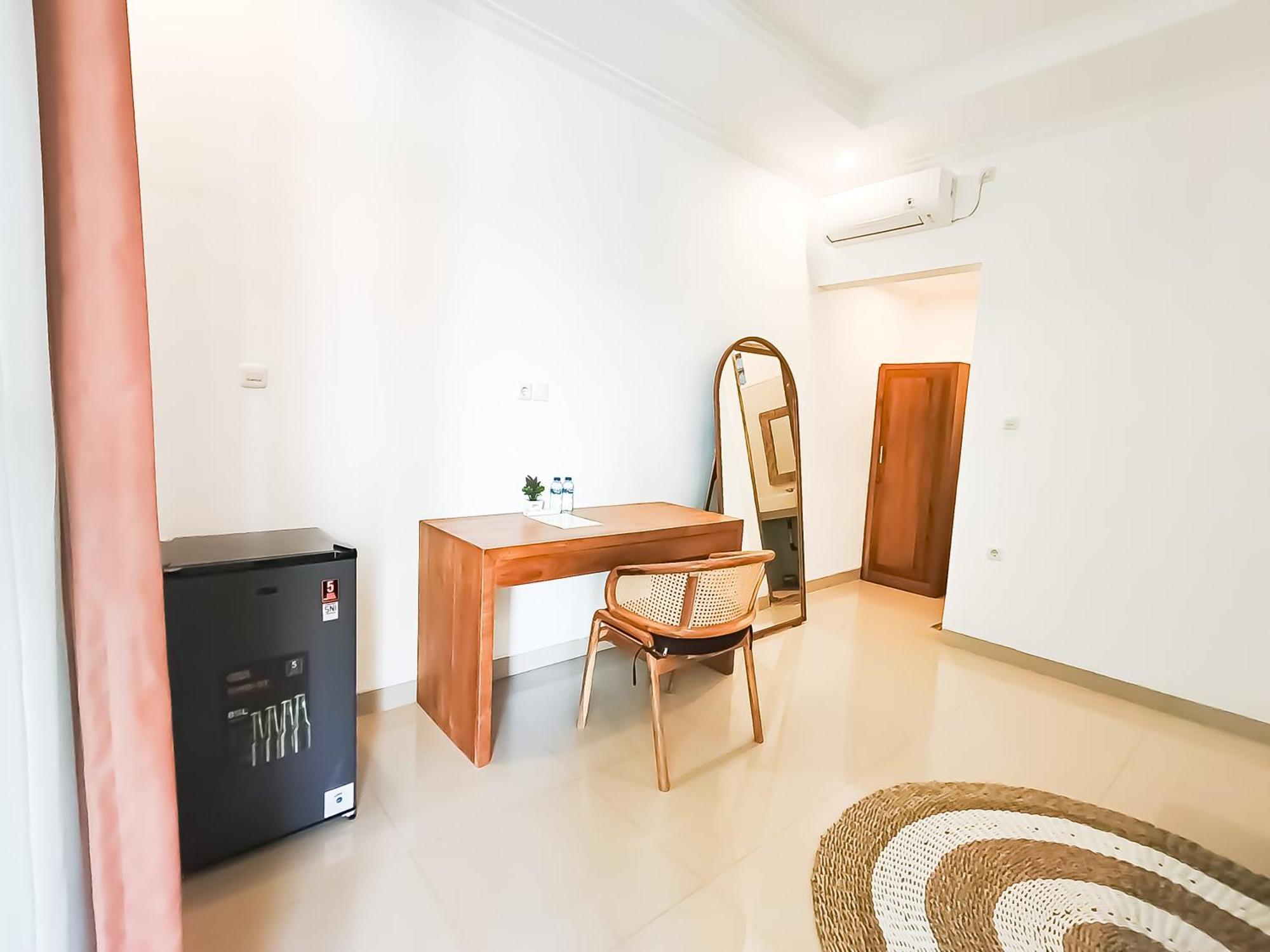 Bali Intan Canggu Room photo